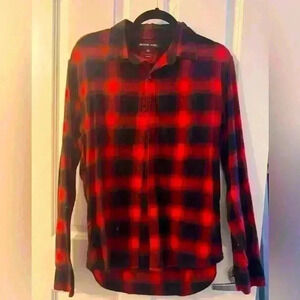 Michael Kors Plaid Button Up Shirt Medium red and black Streetwear